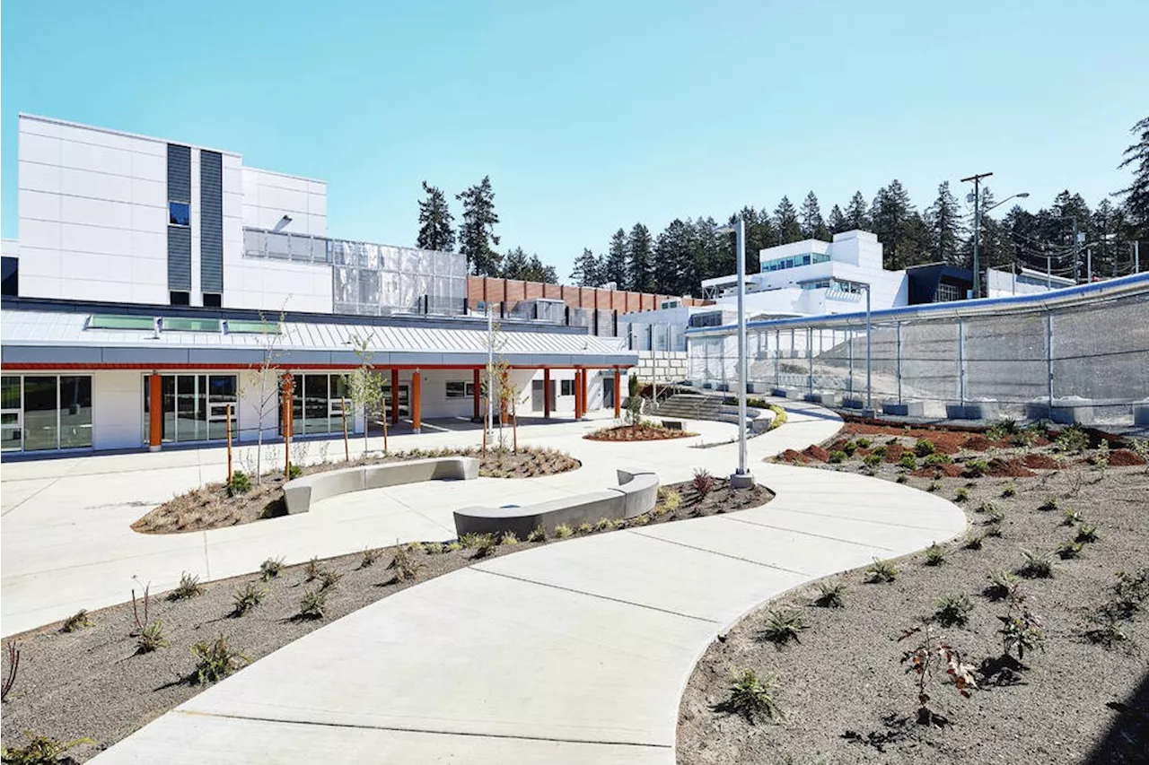 New Nanaimo Correctional Centre opens with more space, programs