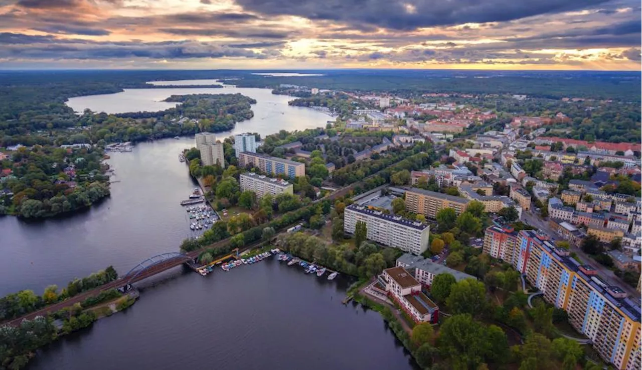 Rückgang der Umsätze und Preise auf dem Potsdamer Immobilienmarkt - Grundstücksmarktbericht 2023 erschienen