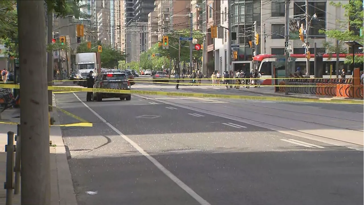 Downtown Toronto street reopens after falling glass prompts closures