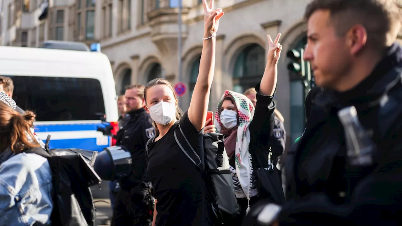 Propalästinensische Proteste: Polizei räumt Berliner Humboldt-Universität nach Besetzung