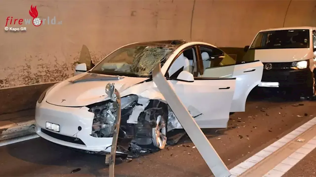 Schweiz: Im Tunnel verlorener Lkw-Anhänger prallt auf A 13 in Gegenverkehr → eine Schwerverletzte (39)