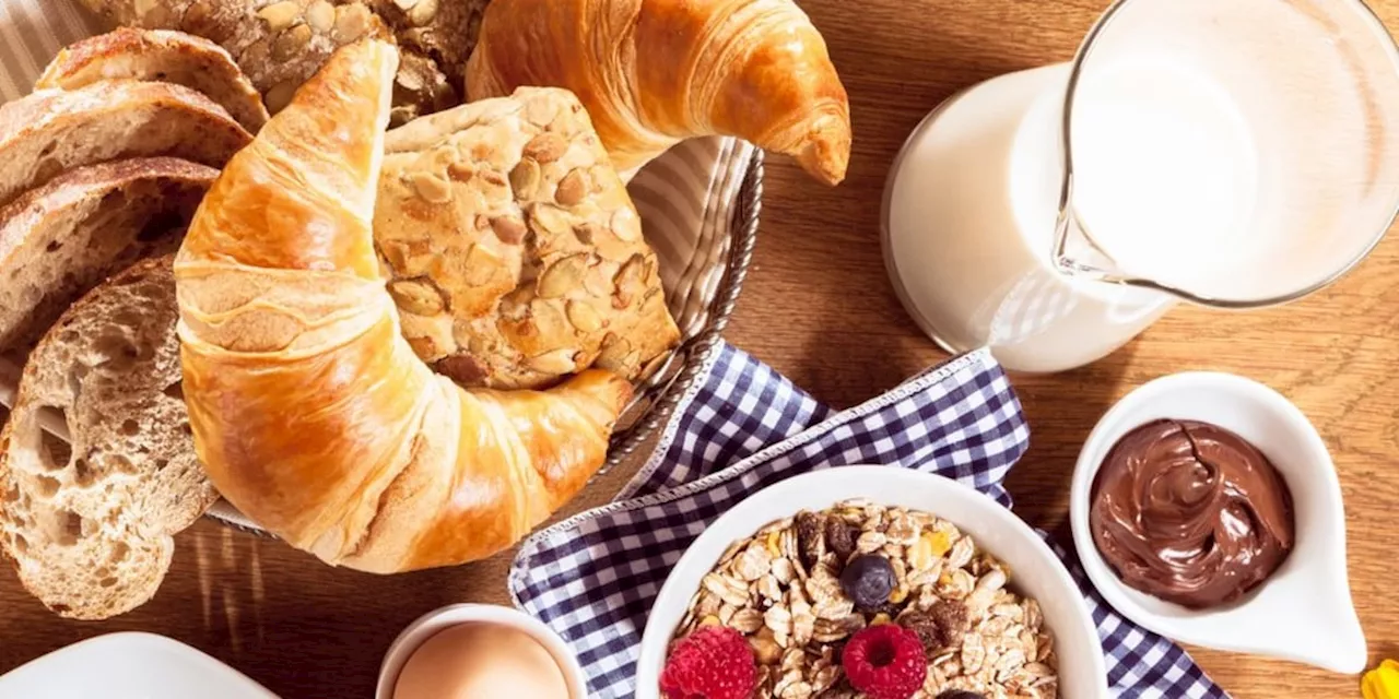 Croissant, Eier, Schinkenbrot und mehr: Süß oder herzhaft: Welches Frühstück liefert mehr Energie für den Tag?