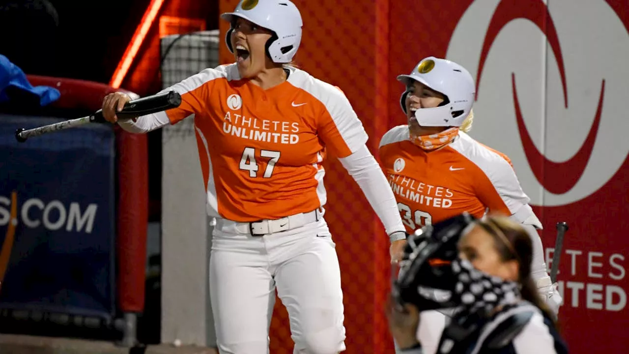 Athletes Unlimited Pro Softball extends deal to stay in Chicagoland: 'That’s where softball lives'