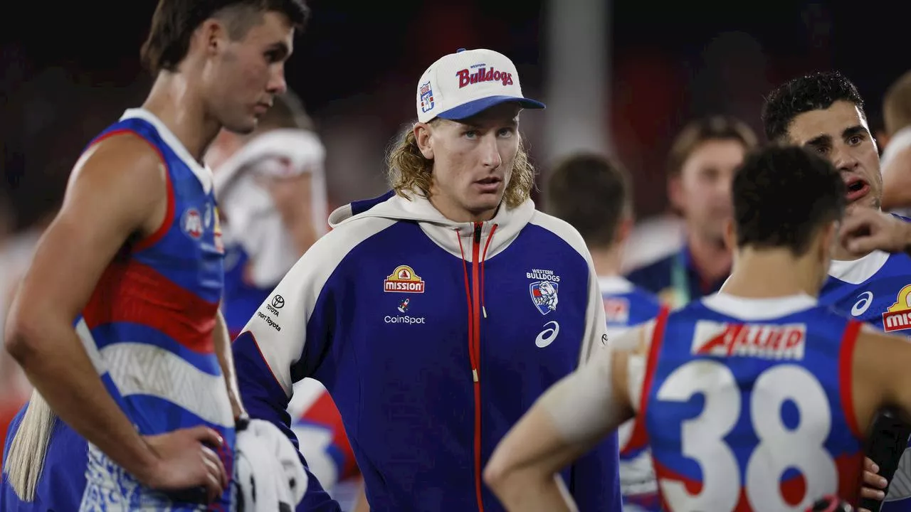 ‘Fingers crossed’: Bevo hopeful over injured star as Dogs left ‘dysfunctional’