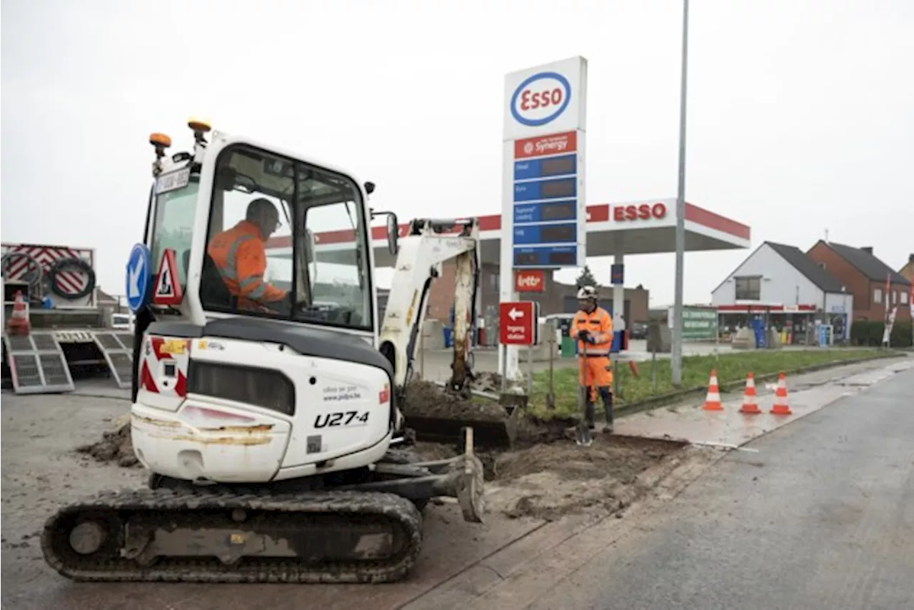 N139 naar Oud-Turnhout gedeeltelijk dicht voor herstelling waterleiding en wegdek