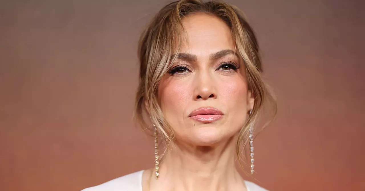 Reporter Asks Jennifer Lopez For 'Truth' About Ben Affleck Situation At Presser