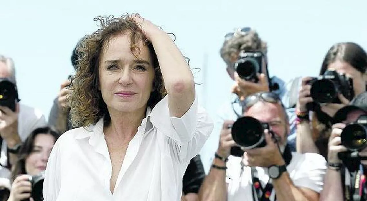 Valeria Golino a Cannes: «Racconto donne scabrose e ribelli, è un inno alla disobbedienza»