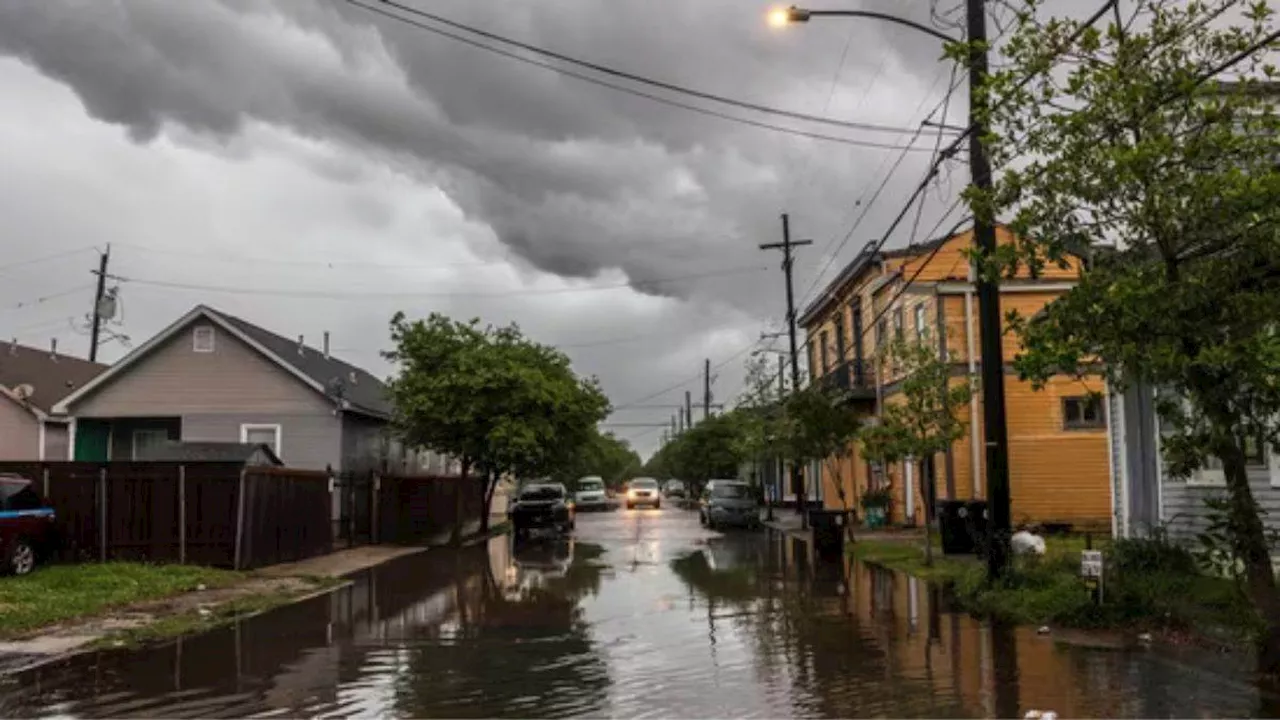 Iowa Storm: अमेरिका के अयोवा में तूफान से भयानक तबाही, पांच की मौत, 35 घायल