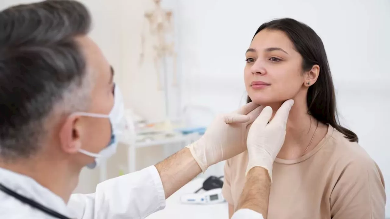 Thyroid की बीमारी से बचने के लिए अपनाएं ये टिप्स, नहीं तो दवाईयों से कर लें दोस्ती