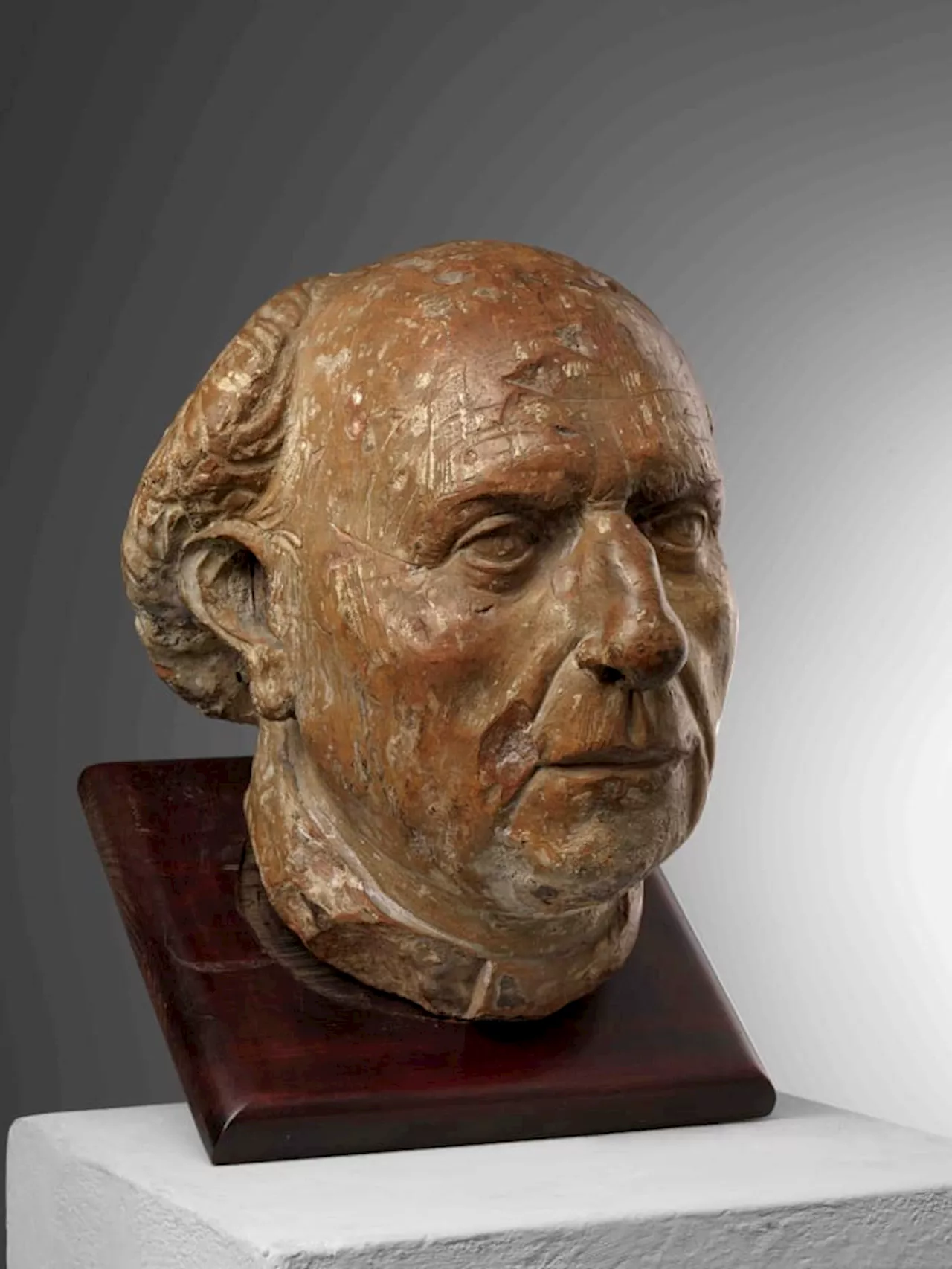 Unknown bust of the architect who designed the Florence cathedral dome found after 700 years