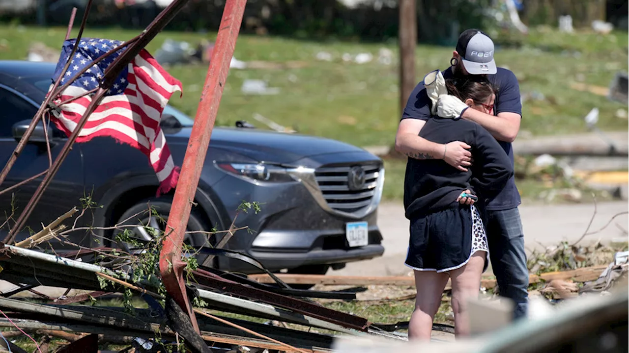 5 people killed, at least 35 hurt as tornadoes ripped through Iowa, authorities say