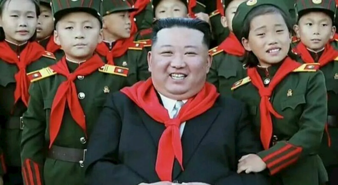 Kim Jong-un censurato, la sua canzone è stata bandita dalla Corea del Sud per limitare «la propaganda»