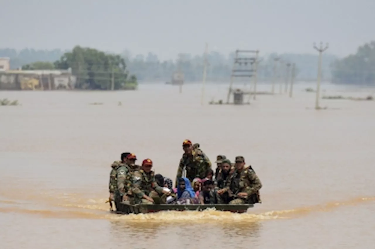 Seven dead in south India after heavier than normal pre-monsoon rains