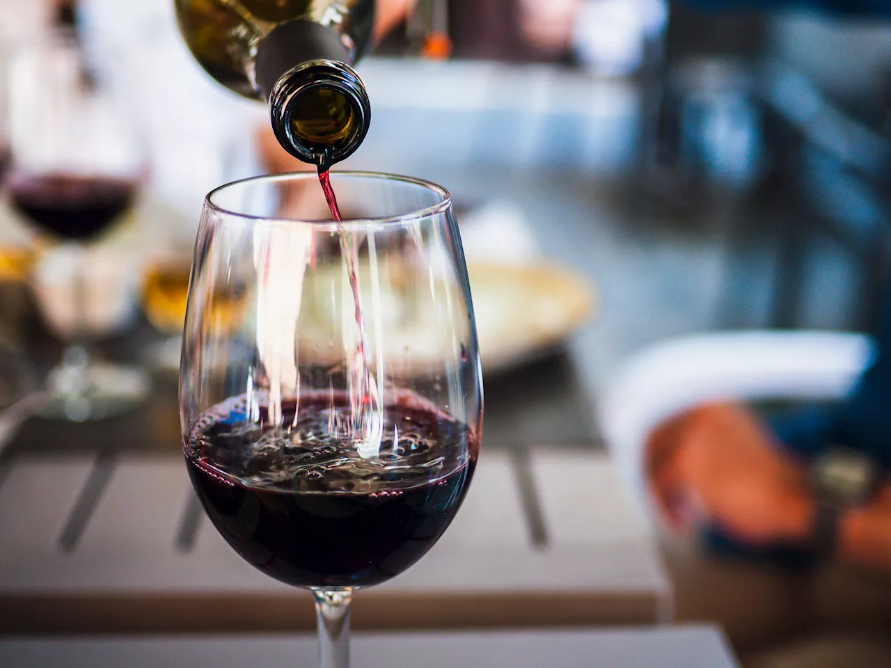 Here are the best discounts on wine for National Wine Day