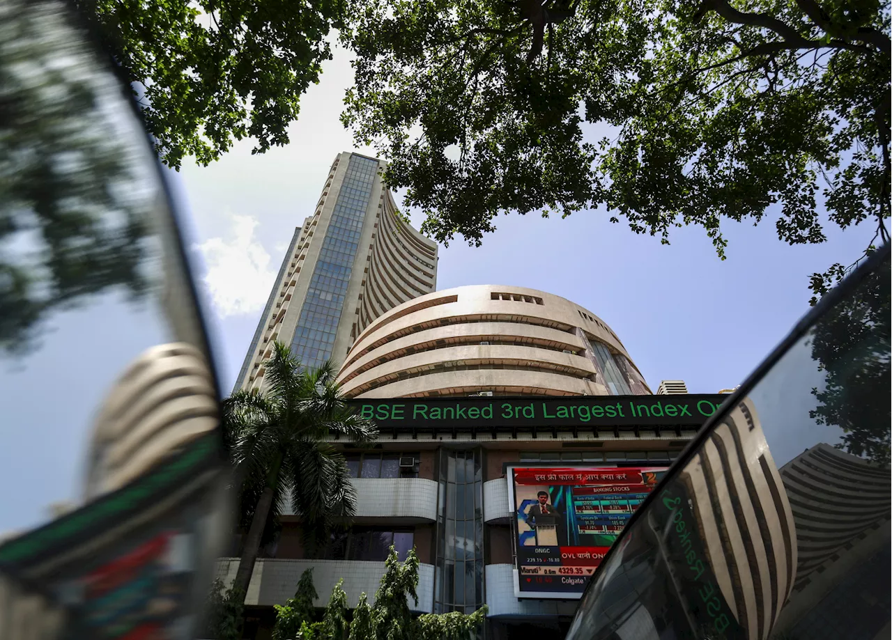 Stock Market Today: शेयर बाजारों में तेजी जारी, सेंसेक्स 200 अंक चढ़ा, निफ्टी 22,700 के करीब