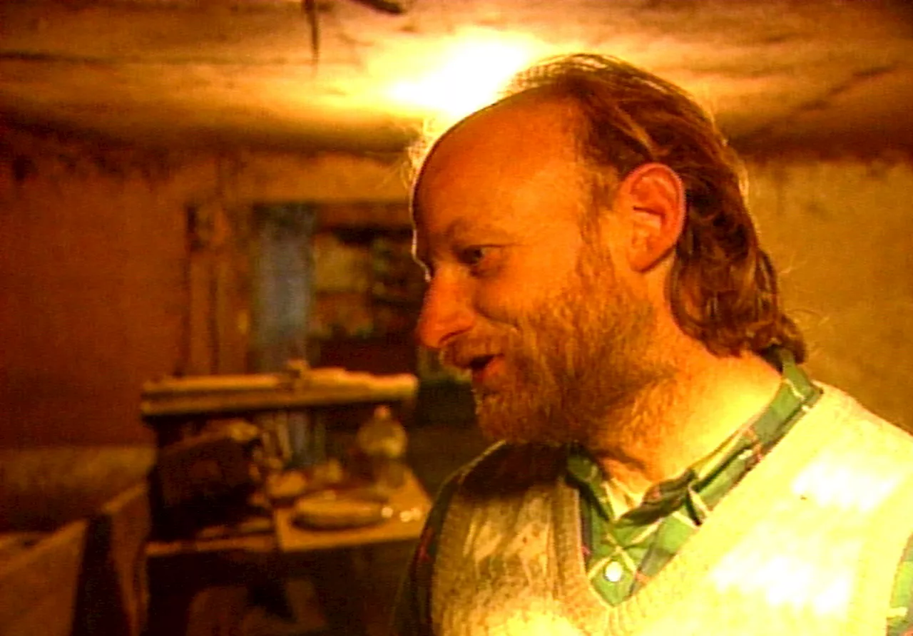 Serial Killer Robert Pickton Clings to Life After 'Major Attack' in Prison