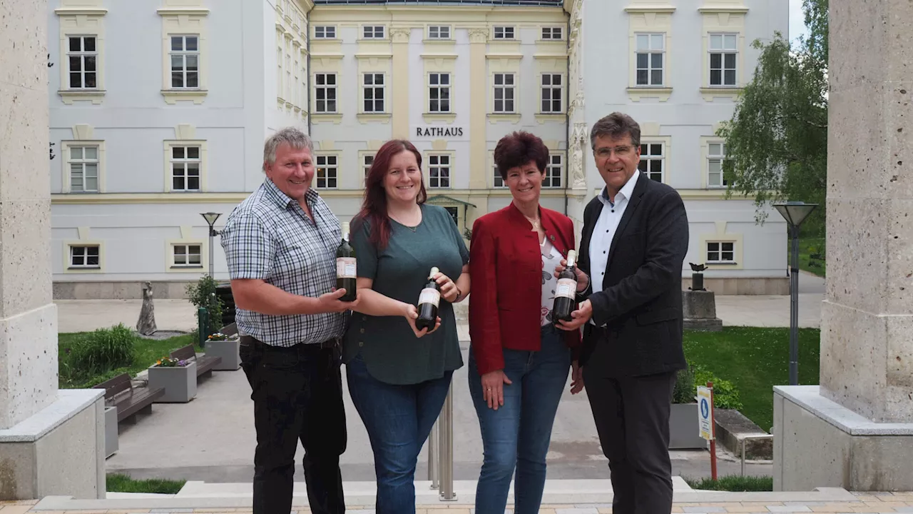 Eigener Wein für 70 Jahre Stadt Vöslau