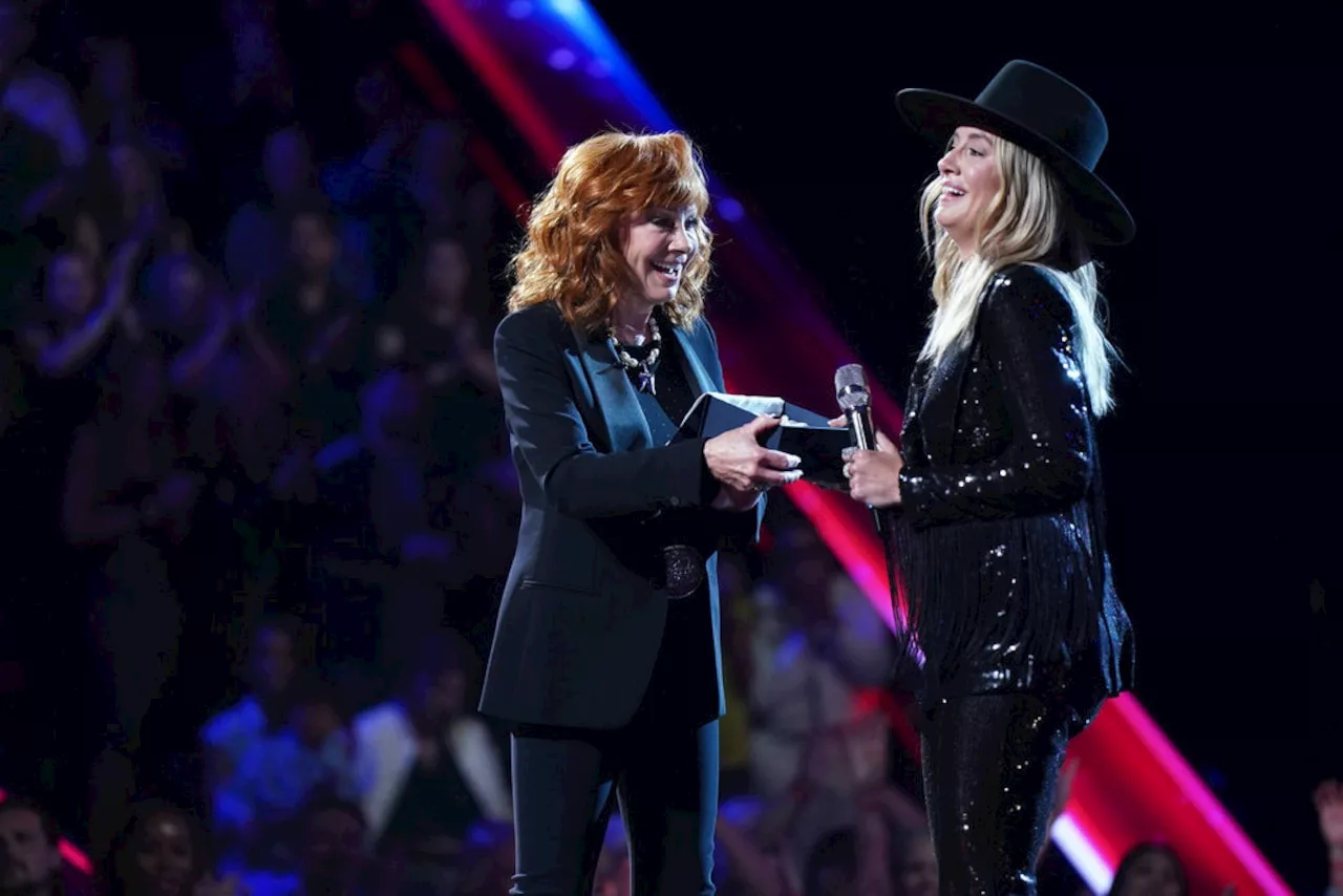 Reba McEntire brings one of country music’s biggest stars to tears. Here’s why