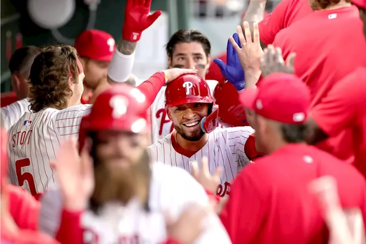 Phillies continue historic start to season with 11-4 blowout win over Texas Rangers