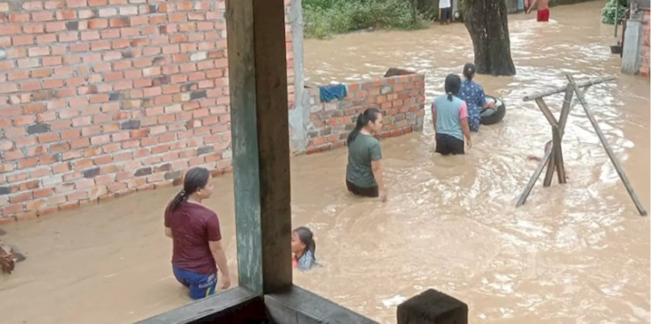 Warga Keluhkan Lambannya Bantuan Bagi Korban Banjir di Muara Enim