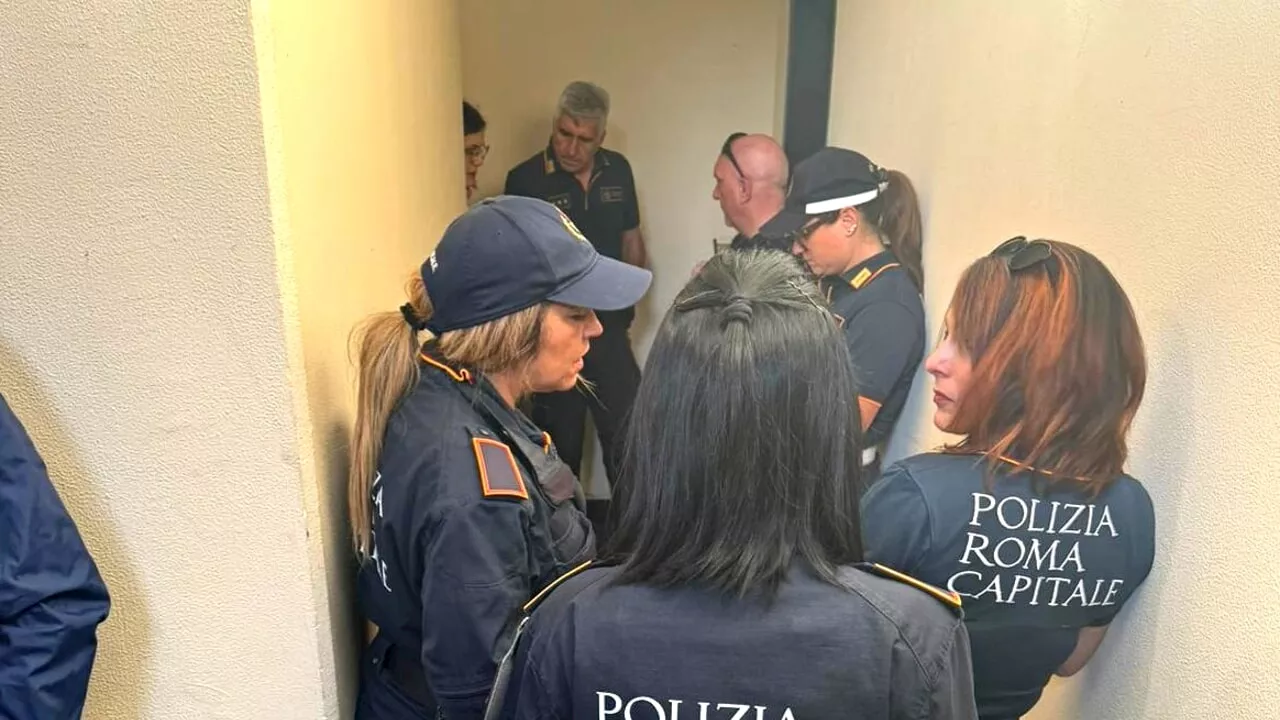 Blitz a Tor Bella Monaca, sgomberati tre alloggi Ater occupati abusivamente