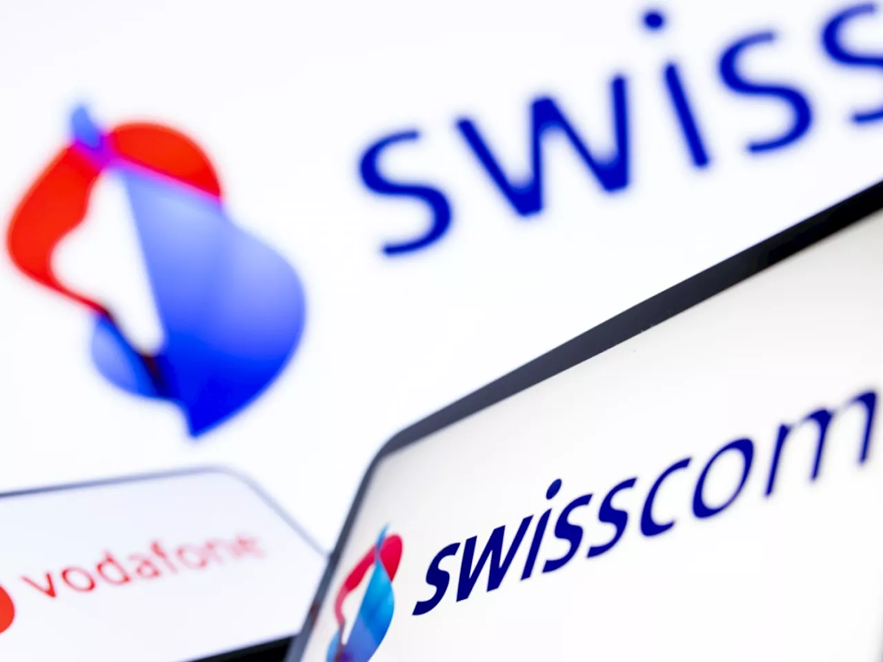 Swisscom schliesst Finanzierung für Vodafone-Italia-Übernahme ab