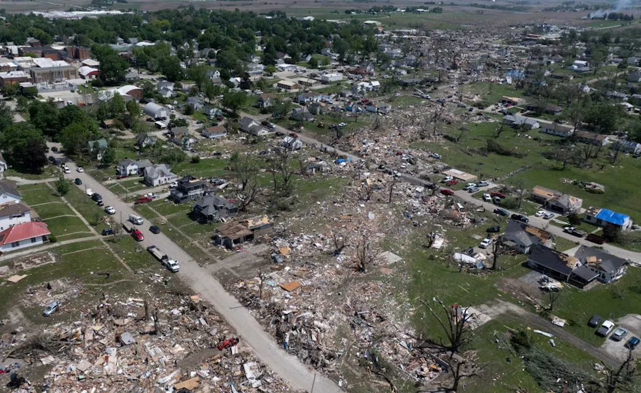 Iowa Tornadoes Leave Several Dead, Dozens Injured