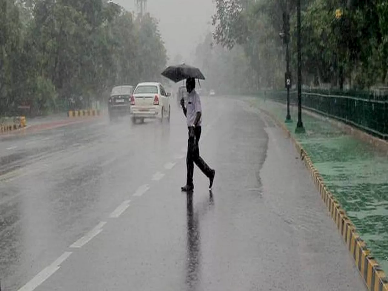 Maharashtra Weather News : मान्सूनच्या वाऱ्यांनी व्यापला देशाचा बहुतांश भाग; राज्याच्या 'या' भागात वादळी पावसाचा इशारा