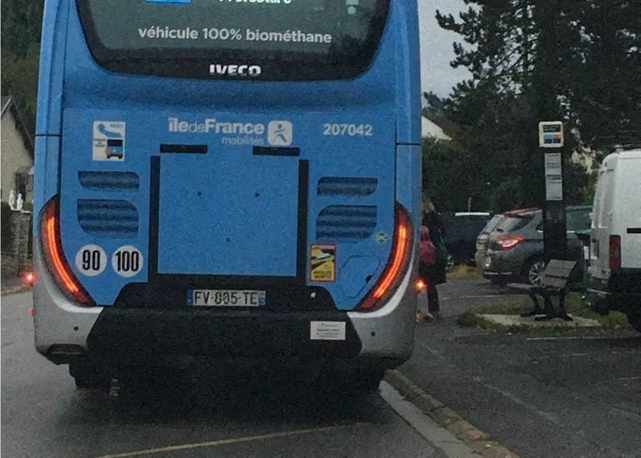 Seine-et-Marne : un automobiliste 'énervé' après un dépassement agresse un chauffeur de bus