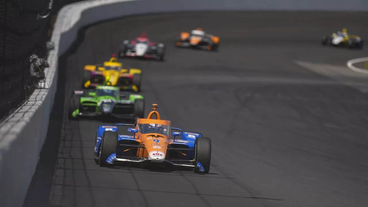 Scott Dixon and Helio Castroneves lead final Carb Day practice for the Indianapolis 500