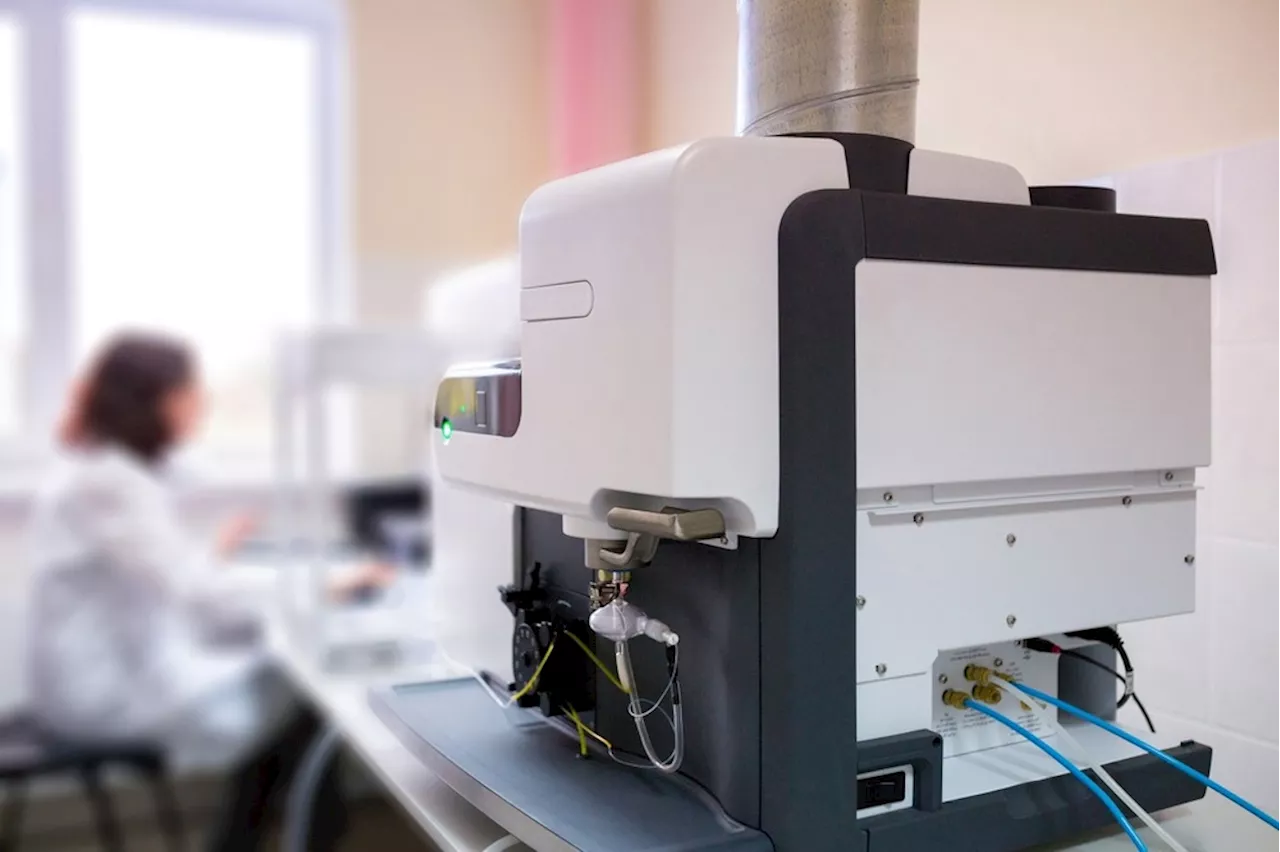 How Does Atomic Emission Spectroscopy Work?