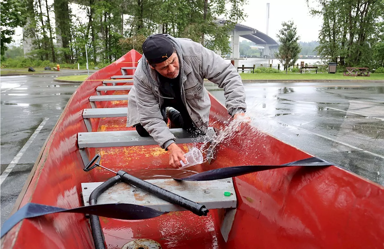 Photos: Giant First Nations canoe leaves Coquitlam to complete special healing journey to New West