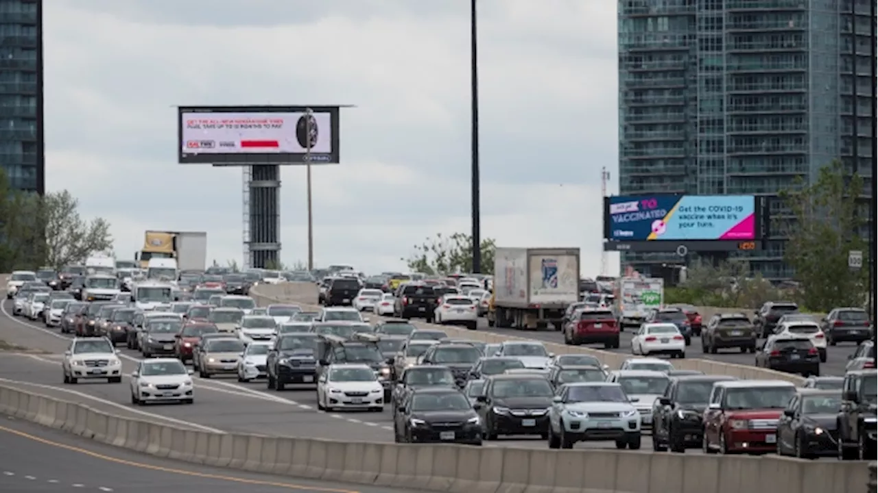 Toronto City Council approves motion that could speed up Gardiner construction