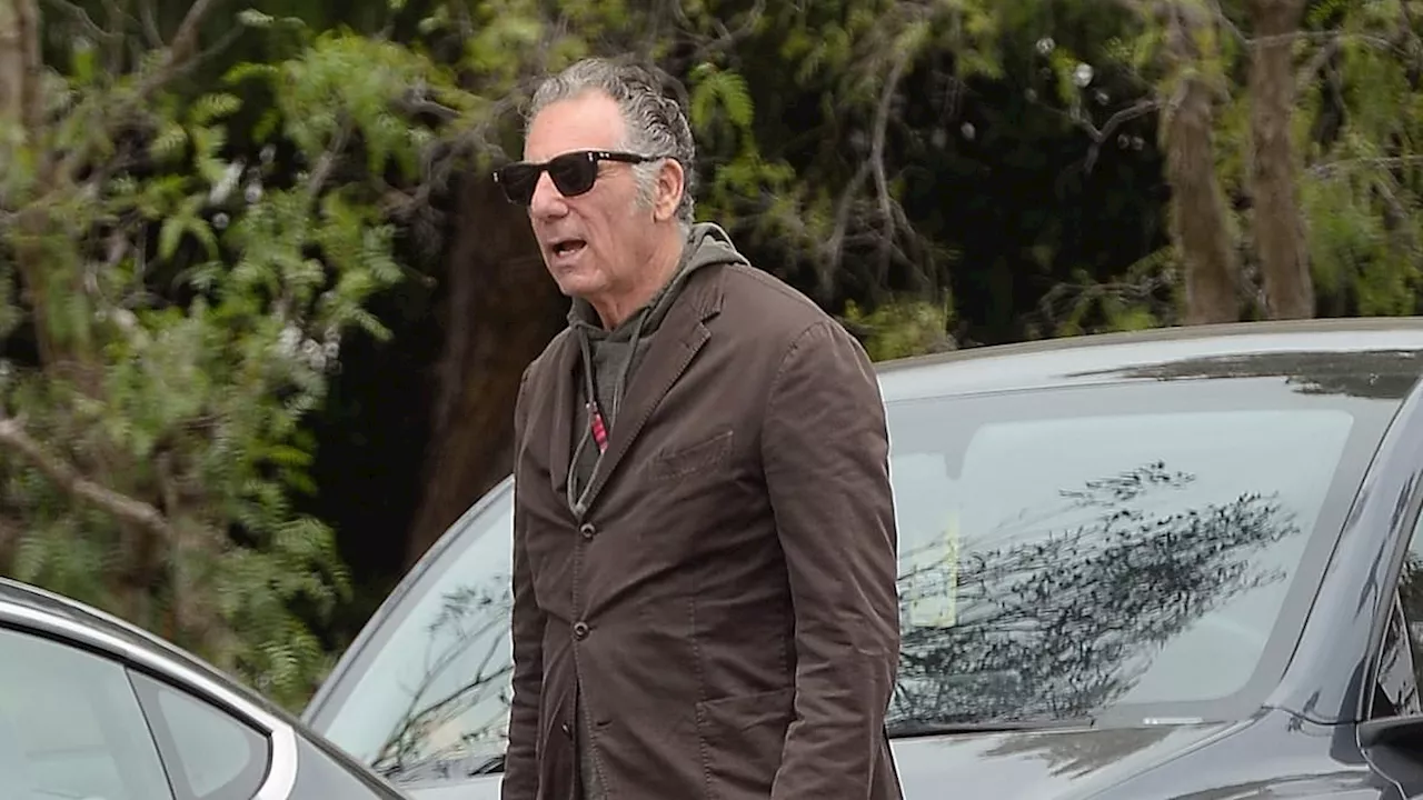 Seinfeld's Michael Richards seen for first time since revealing secret cancer battle and reflecting...