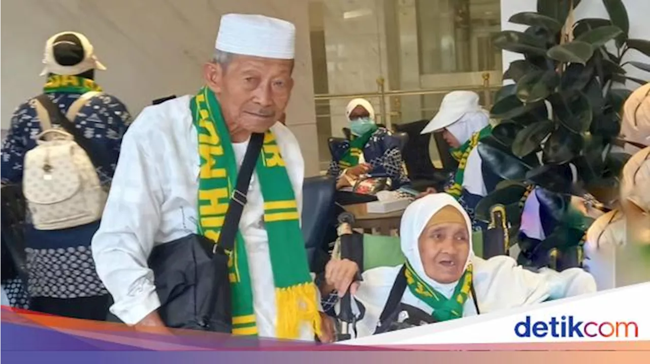 Kisah Penjual Pisang yang Nabung Sejak 1986, Naik Haji Tahun Ini