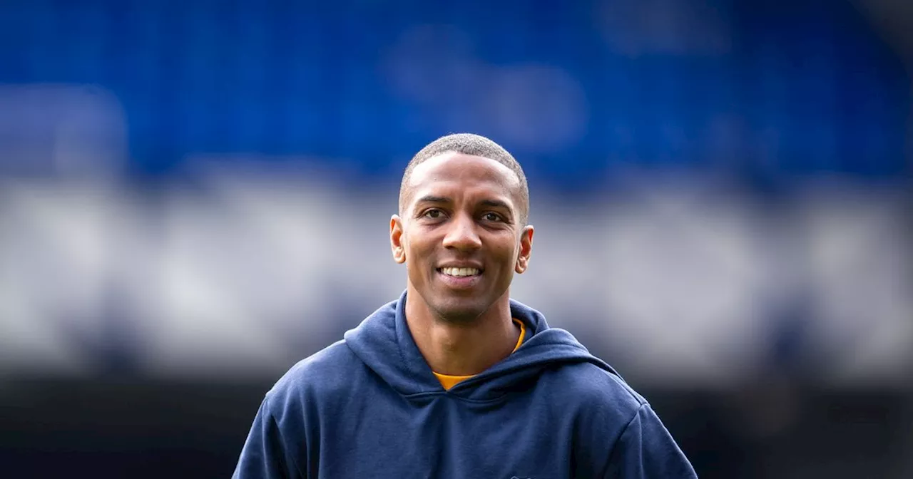 Ashley Young tells Jarrad Branthwaite to aim higher than Manchester United