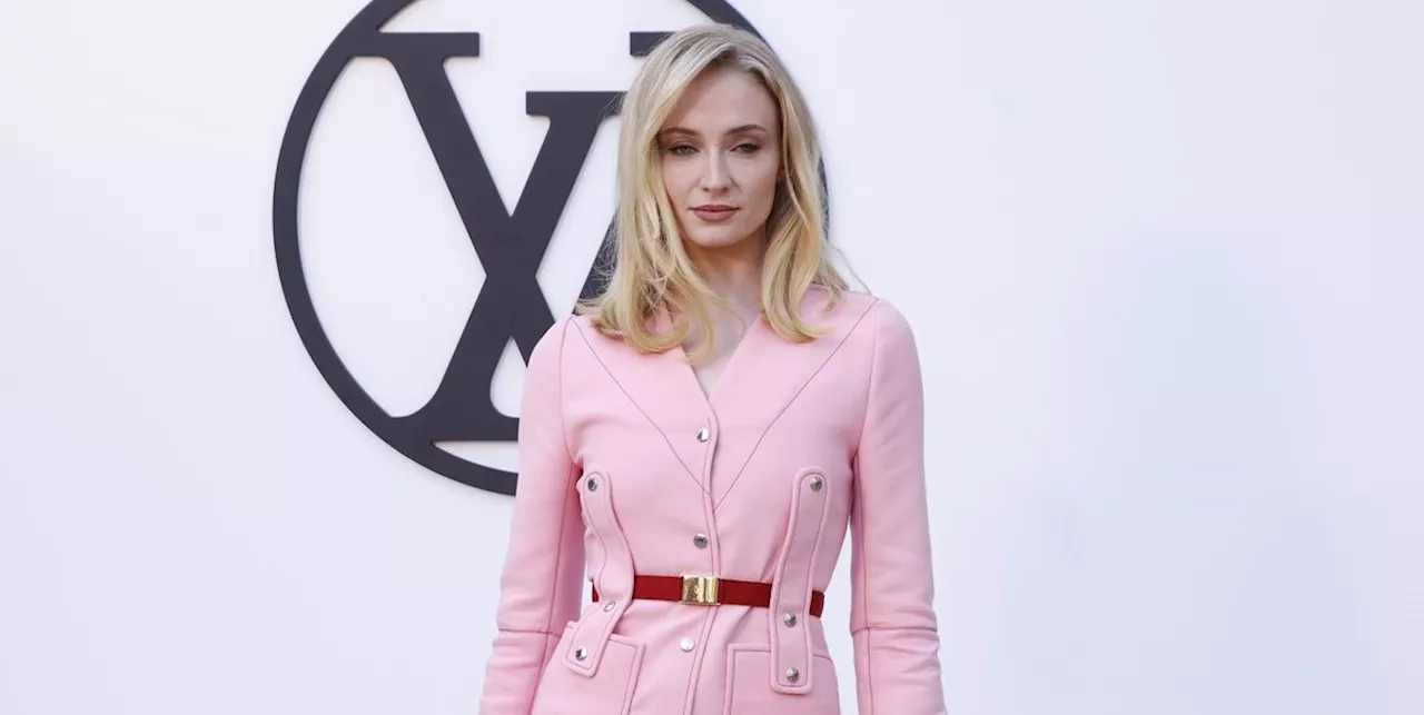 Sophie Turner Pops in a Bubblegum-Pink Pantsuit at Louis Vuitton’s Cruise Show