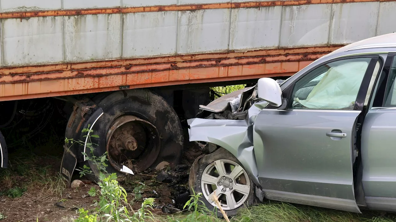 Autolenker (56) stirbt nach Crash an der Unfallstelle