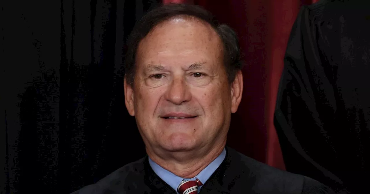 Senate Democrats Ask John Roberts To Meet 'As Soon As Possible' Over Samuel Alito Mess