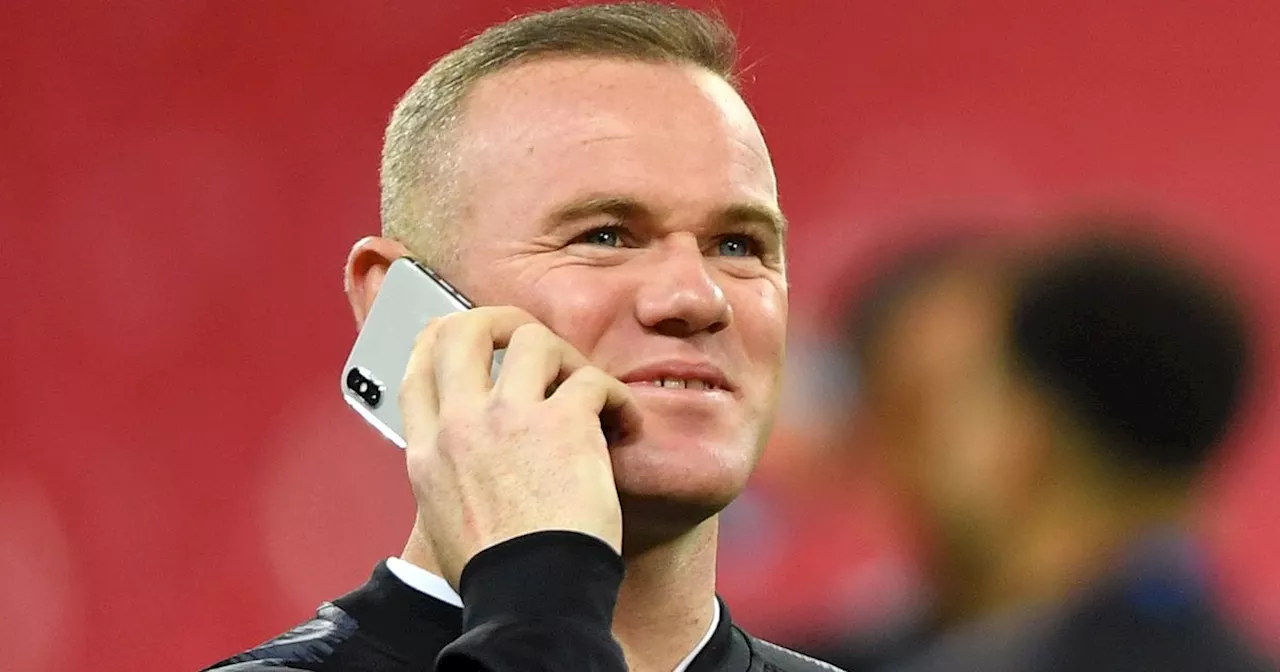 Man Utd stars questioned new signings on WhatsApp as group chat details leaked