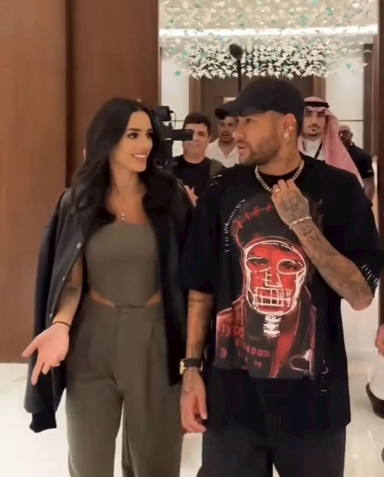 Neymar e Bruna Biancardi surgem novamente juntos em passeio na Arábia Saudita