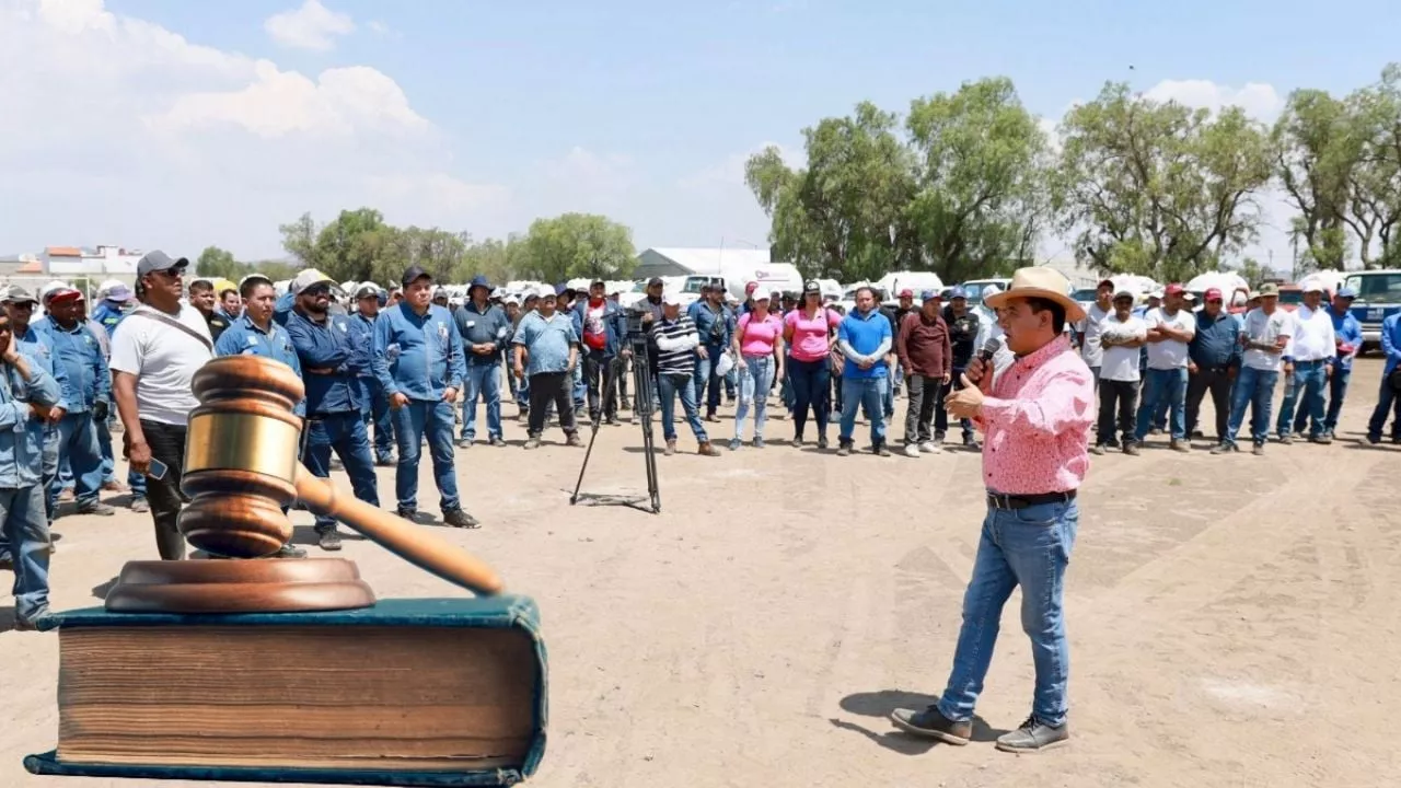 Andrés Velázquez promete legislar en favor de trabajadores de empresas gaseras