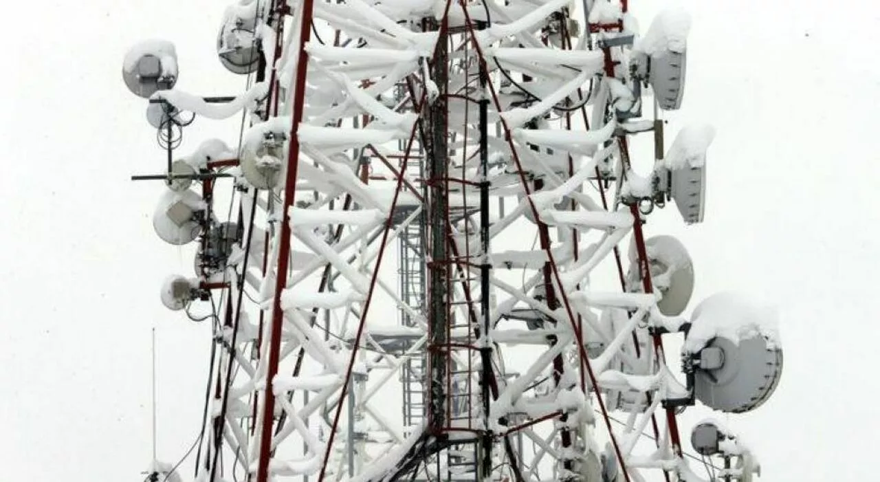 Digitale terrestre, problemi in tutta Italia: da Bologna a Prato, Rovigo e Siracusa. Cosa sta succedendo