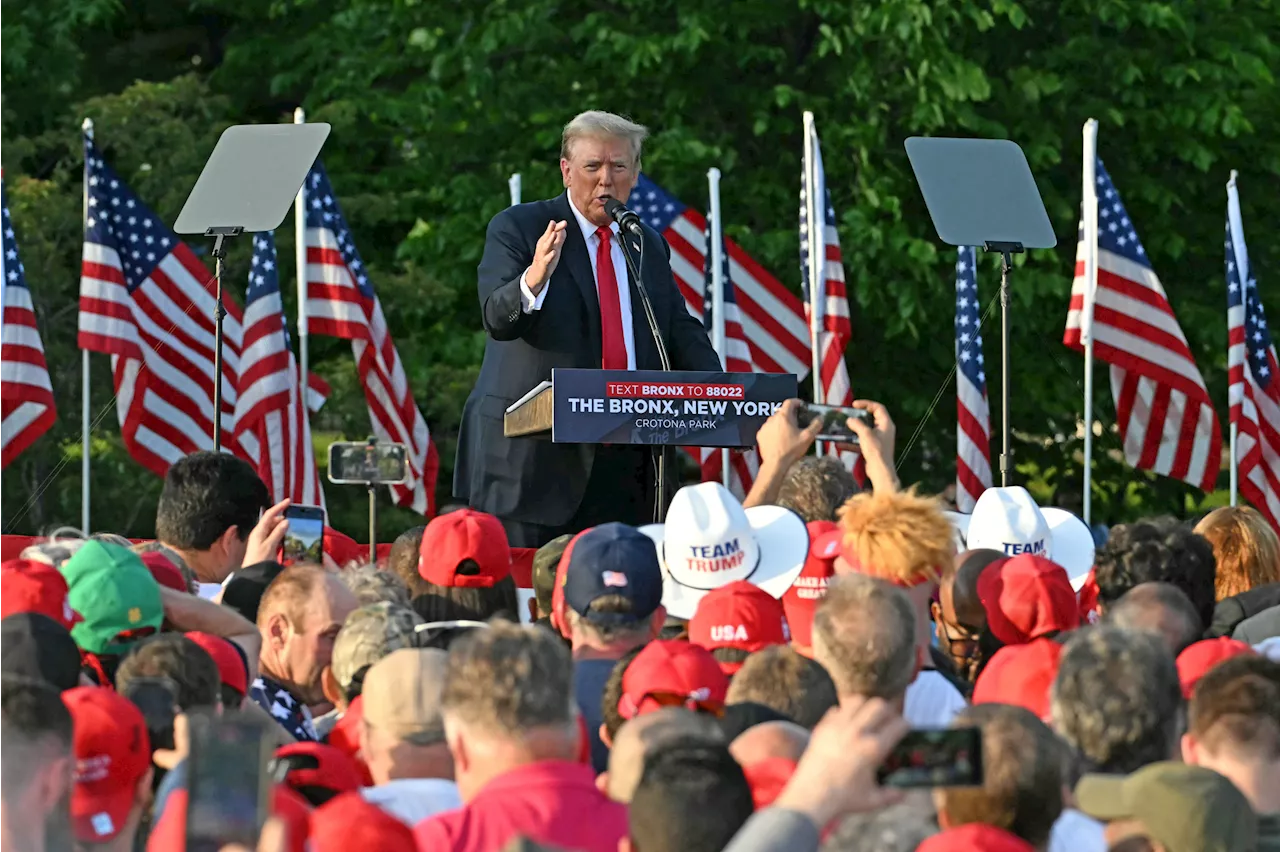 Trump Offers to Help New York Democrats as Thousands Attend Bronx Rally