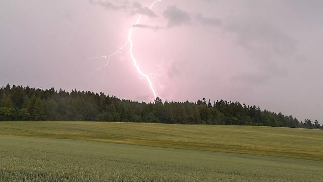 Niedersachsen & Bremen: Starke Gewitter im Süden Niedersachsens erwartet