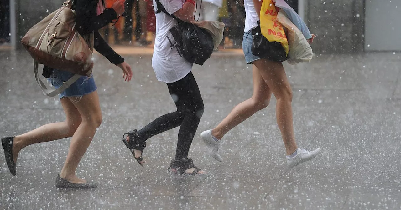 Schweren Gewitter in OWL am Freitag – so wird das Wochenende