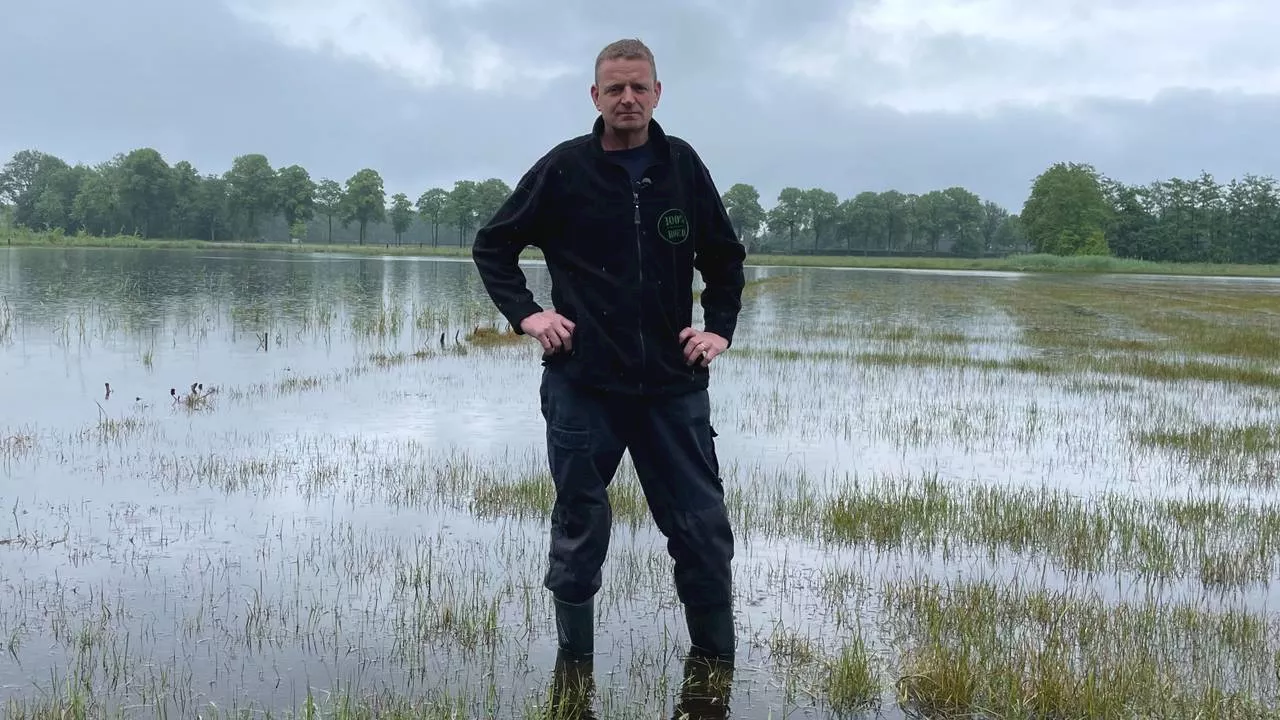 De vele regen kan het einde betekenen voor deze boer: 'Maar we houden hoop'