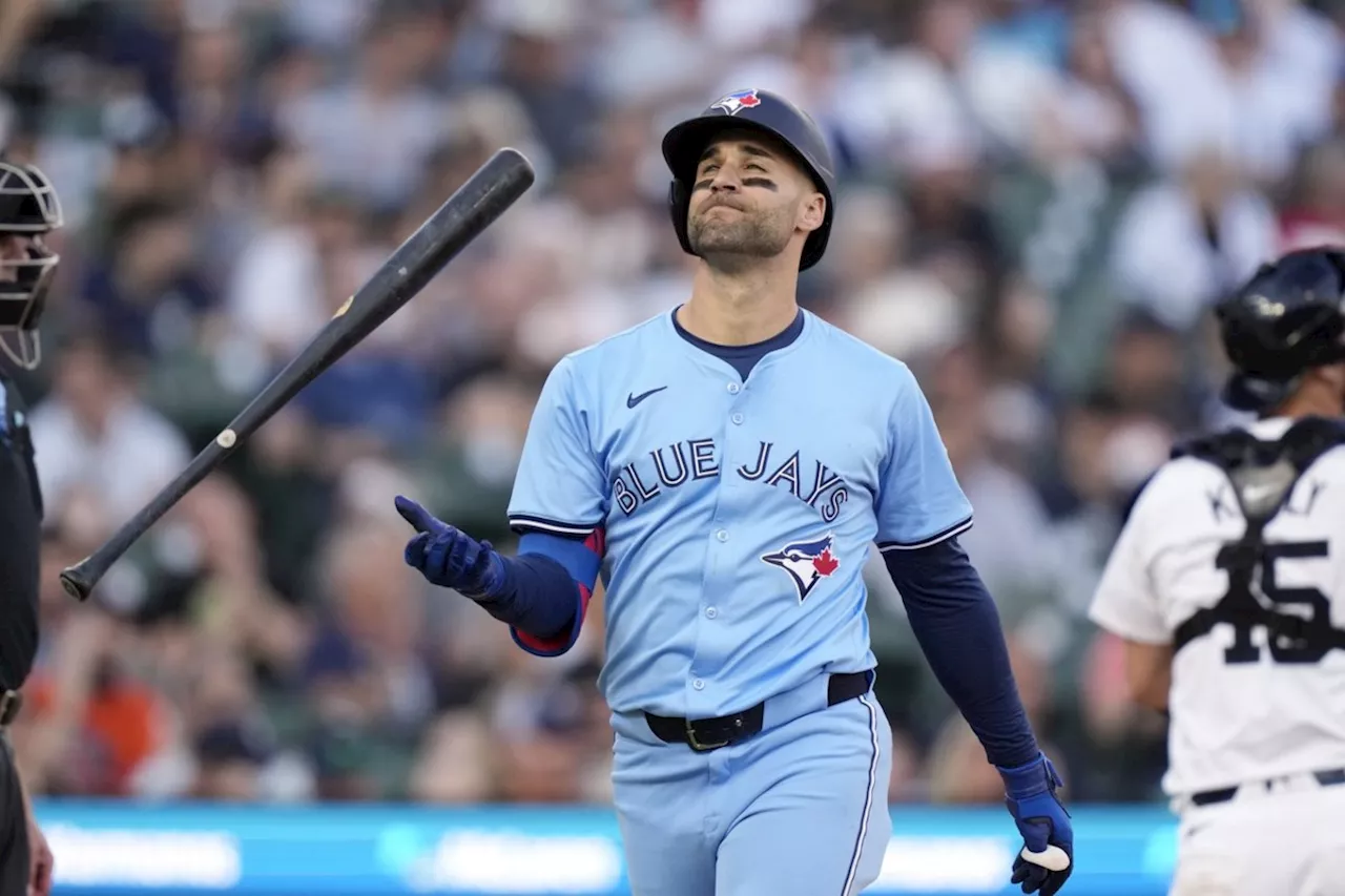 Replay reviews unavailable in Blue Jays-Tigers game after power failure disrupts both broadcasts
