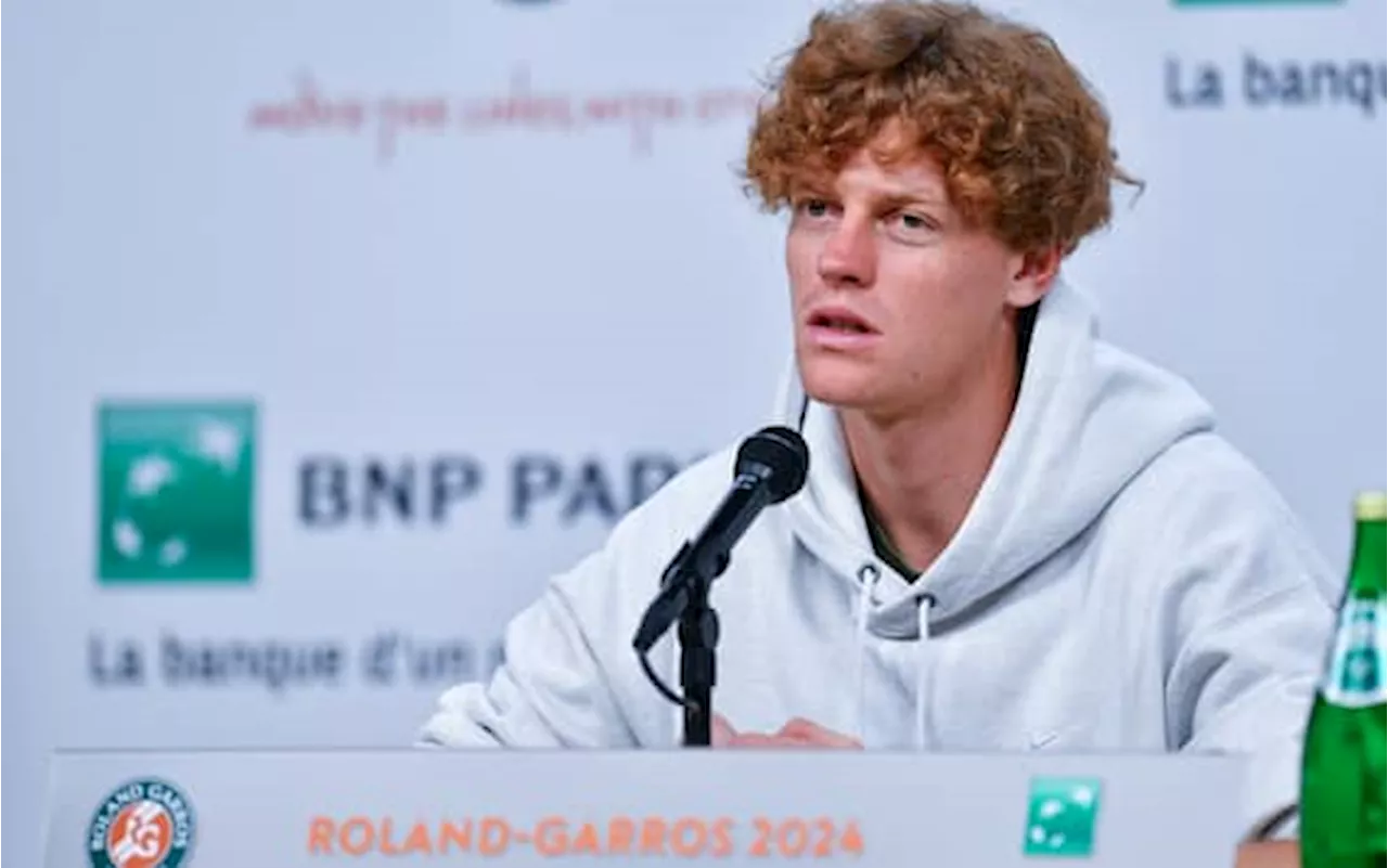 Sinner al Roland Garros: 'L'anca non mi preoccupa, posso esprimere un buon tennis'