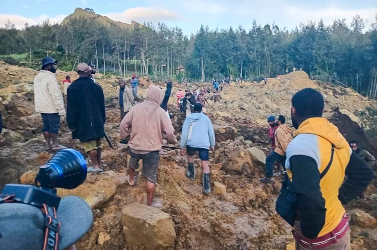 More than 100 feared dead in Papua New Guinea landslide